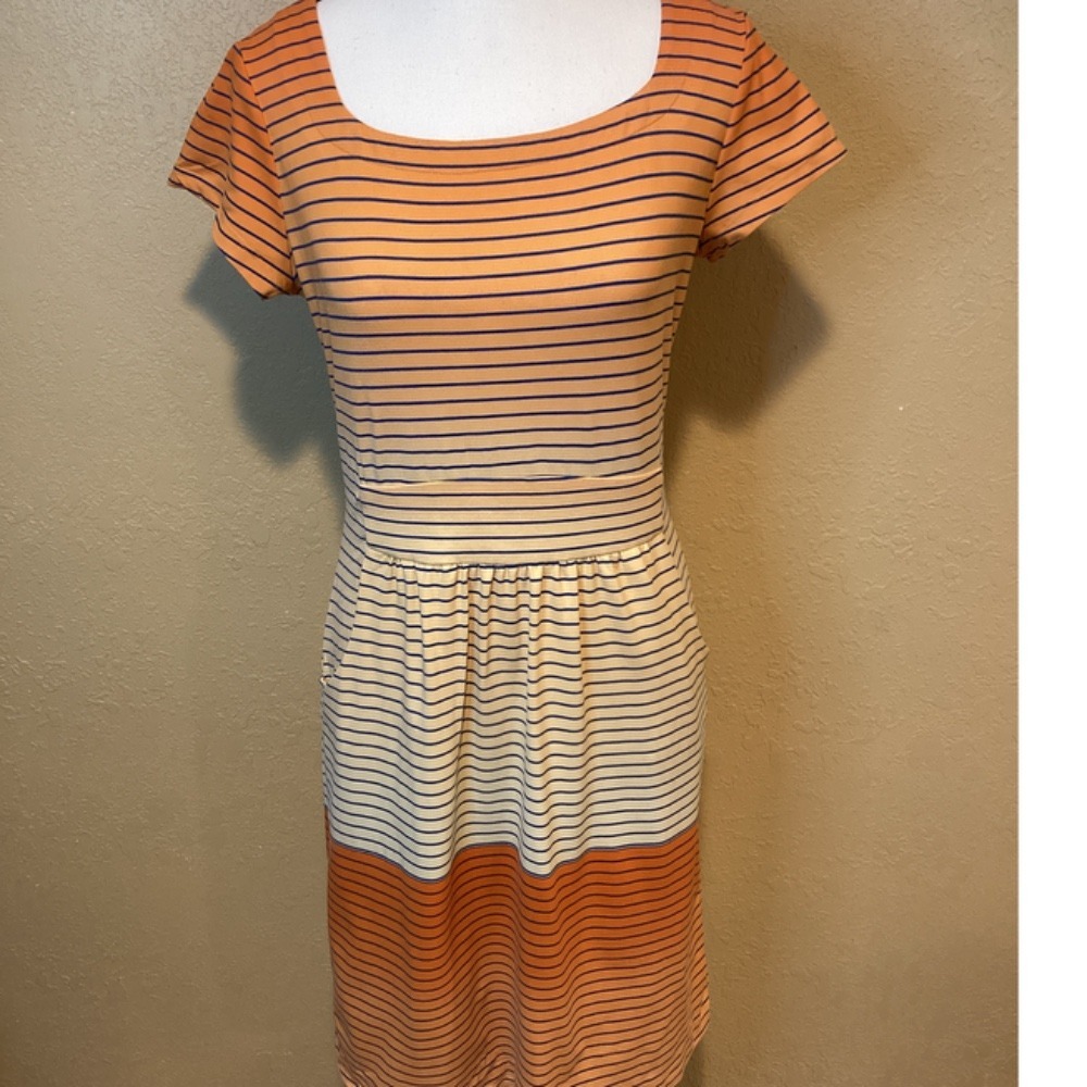 J Mclaughlin Dress Womens Size Small, Ombre Orange background with blue stripes